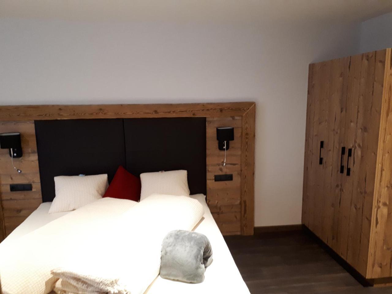 Haus Alpenblick Appartement Ladis Buitenkant foto