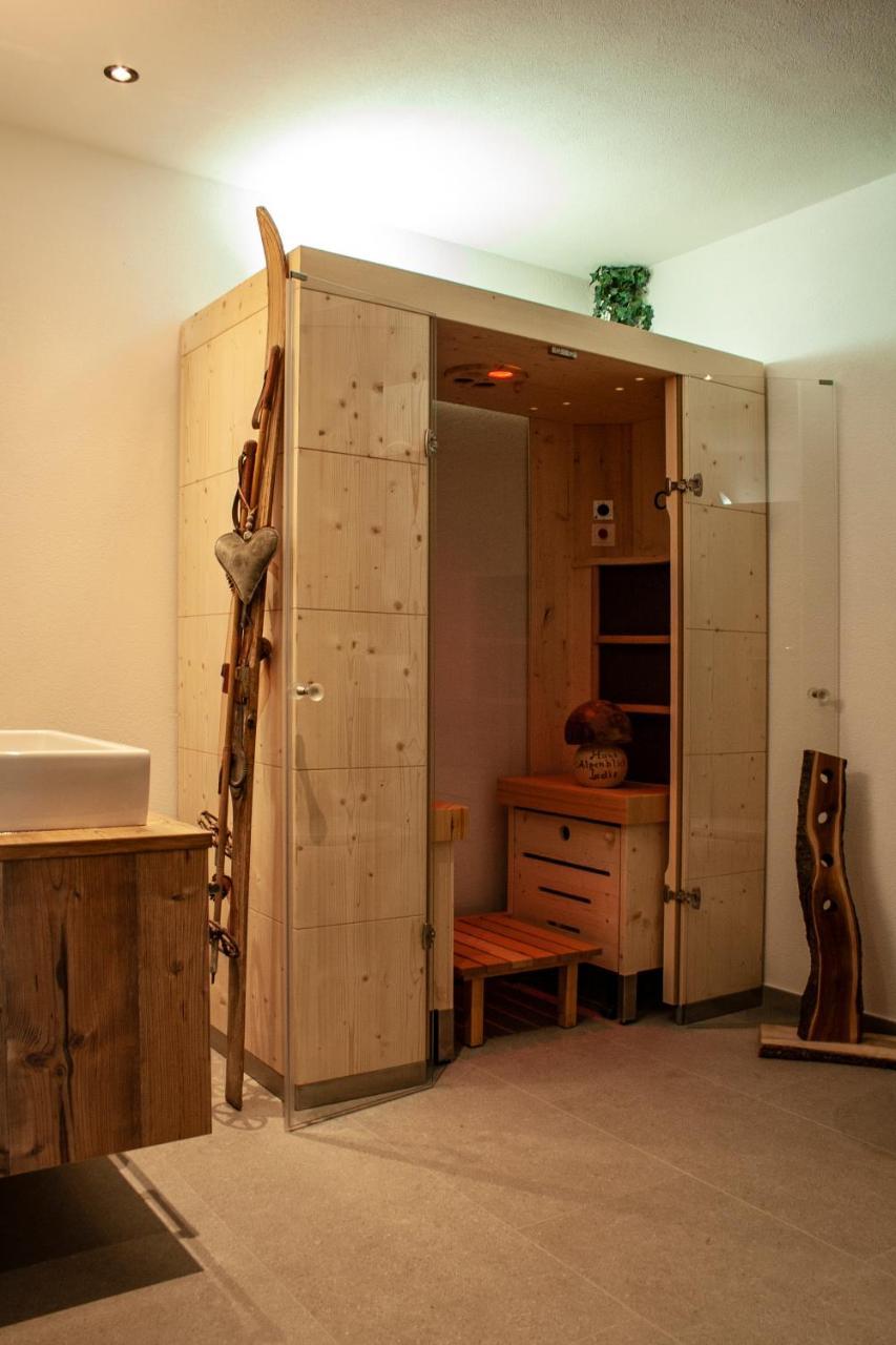 Haus Alpenblick Appartement Ladis Buitenkant foto