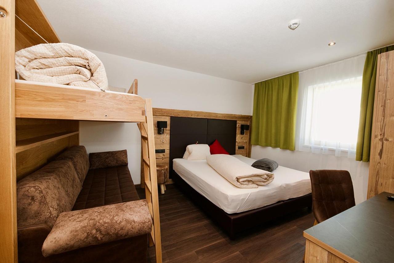 Haus Alpenblick Appartement Ladis Buitenkant foto